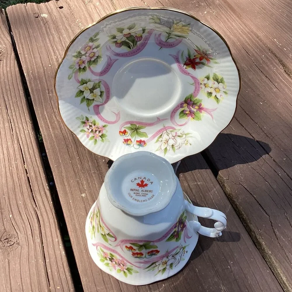 Royal Albert Our Emblems Dear Canada Provincial Flowers‎ Teacup Saucer Set-READ